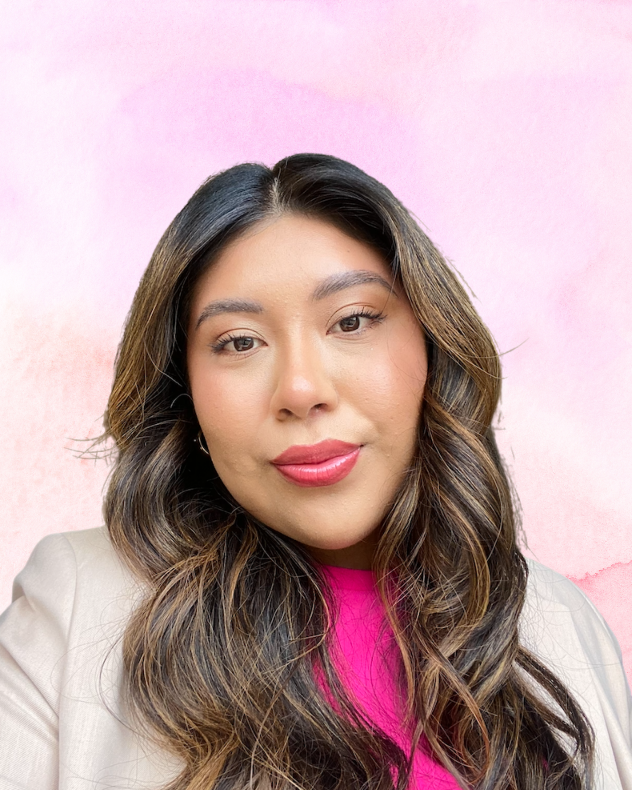 Lupe Lazaro Headshot (1)